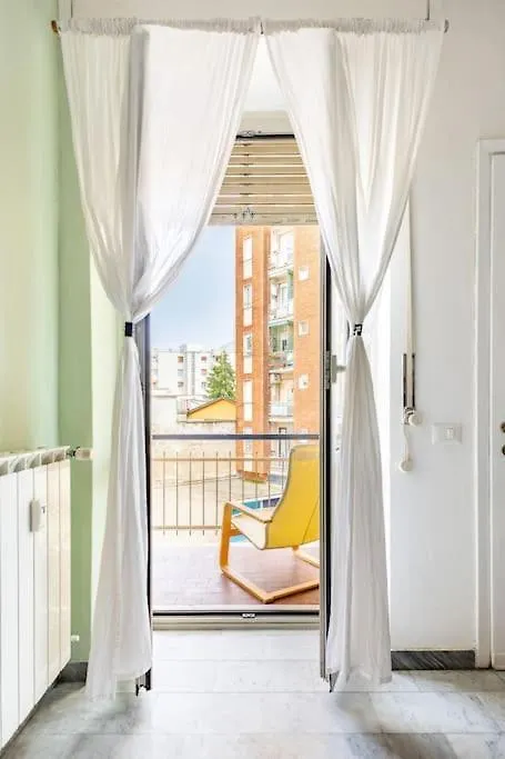 5 Minuti Dai Navigli - Wifi Gratis - Monolocale Ben Servito Milan Italy