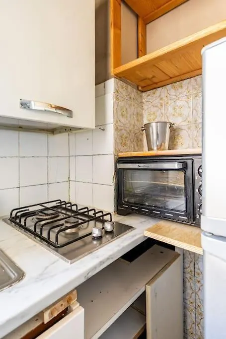 5 Minuti Dai Navigli - Wifi Gratis - Monolocale Ben Servito Milan Apartment