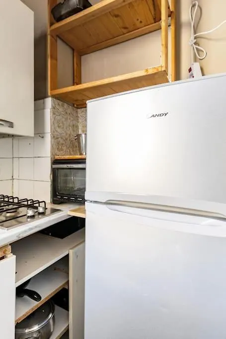 5 Minuti Dai Navigli - Wifi Gratis - Monolocale Ben Servito Milan