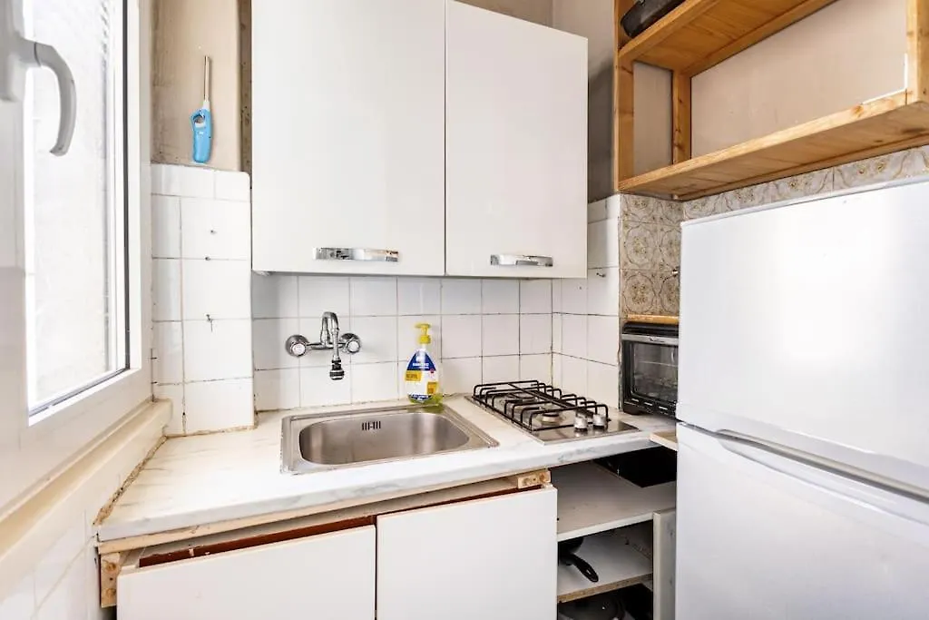 5 Minuti Dai Navigli - Wifi Gratis - Monolocale Ben Servito Milan
