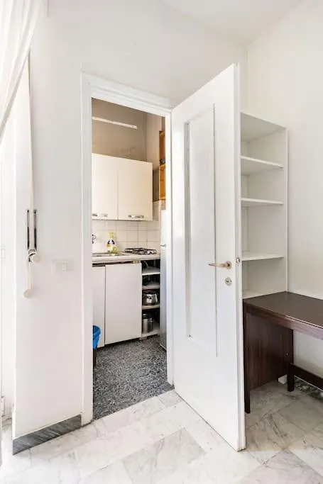 5 Minuti Dai Navigli - Wifi Gratis - Monolocale Ben Servito Milán Apartamento